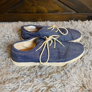 Toms Shoes Paseo Casual Sneakers Blue Canvas Chambray Lace Up‎ Women’s Size 8